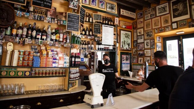 Comer a pie de barra y como corresponde