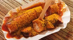 Volkswagen recupera la carne en su menú tras las protestas de los trabajadores