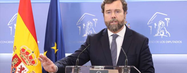 Iván Espinosa de los Monteros deja la política por su alejamiento con la cúpula de Vox