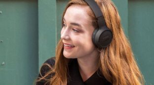 El Back to School llega a MediaMarkt: llévate unos auriculares inalámbricos JBL por menos de 40€