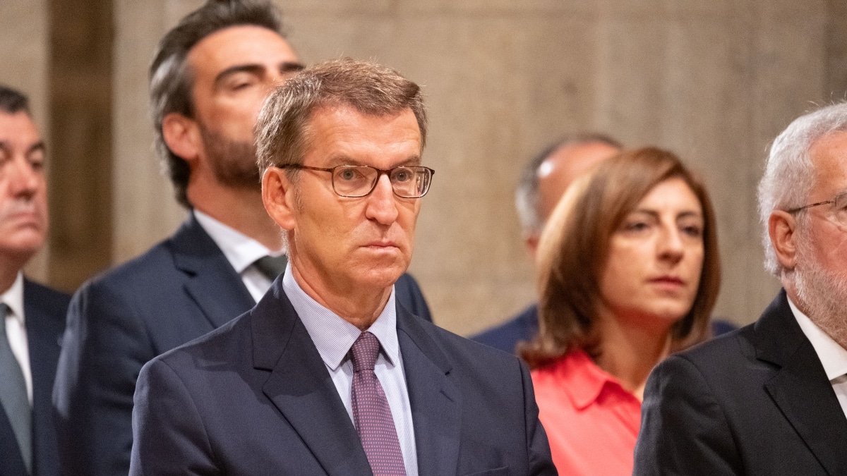 Feijóo acusa a Sánchez de vetar el Gobierno de coalición en Ceuta para «seguir en el poder»