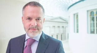 Dimite el director del Museo Británico de Londres tras una serie de robos