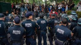 Dos 'streamers' causan el caos en las calles de Nueva York al anunciar que regalarían consolas