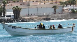 Llega un cayuco con 138 inmigrantes al puerto de La Restinga en El Hierro