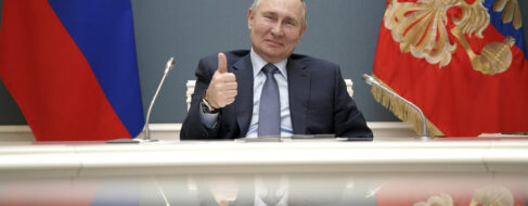 Demócratas y tiranos