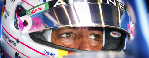 Fernando Alonso, Alain Prost y otros 'ex' convierten al equipo Alpine en un saco de boxeo