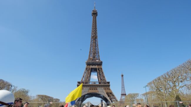 La Policía anula la evacuación de la Torre Eiffel por una falsa amenaza de bomba