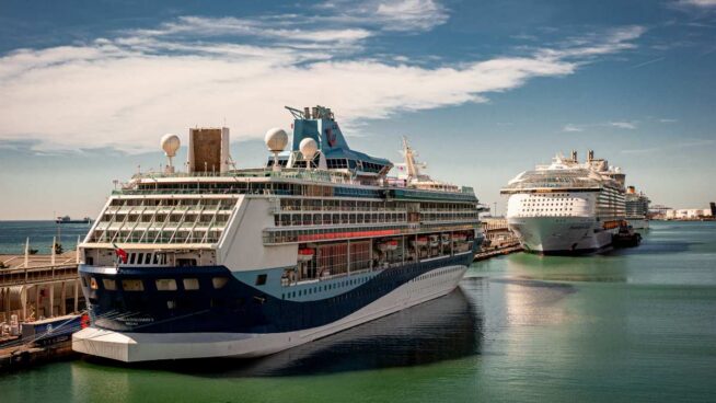 Auge del turismo náutico: los cruceros marcan niveles récord y se dispara el alquiler de barcos