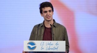 El líder de los jóvenes del PP en Madrid desata la polémica al acusar a la izquierda de violenta