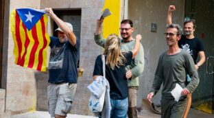 Los CDR detenidos por intentar boicotear la Vuelta iban a verter 400 litros de aceite