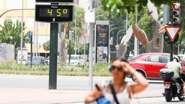 El aeropuerto de Valencia pulveriza su récord histórico de calor con 46,8 grados