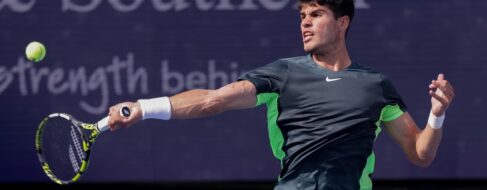 Carlos Alcaraz firma otra remontada y se cita en la final de Cincinnati con Djokovic