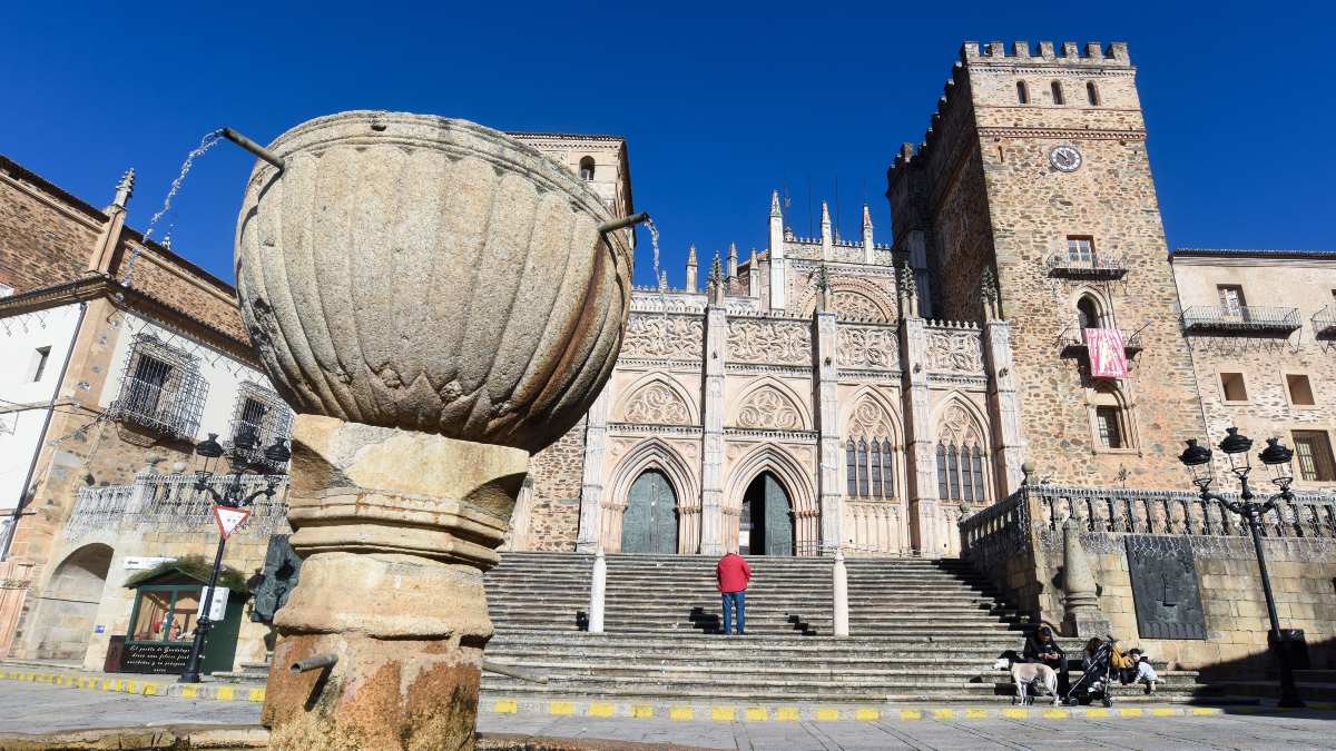 El boom del turismo se extiende a toda España: el 92% de los municipios recibe visitantes