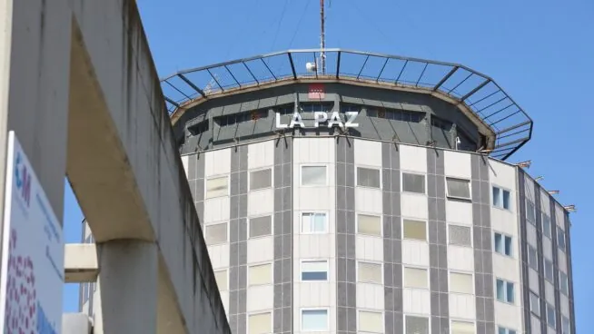 Un juez condena al Hospital La Paz de Madrid por la muerte de un médico en la pandemia