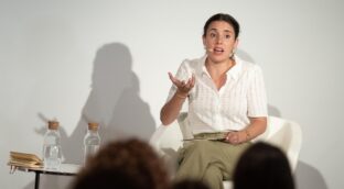 El Supremo da 20 días a Montero para que cumpla su sentencia sobre el ex de María Sevilla