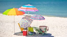Las 10 mejores sombrillas de playa del 2024: guía de compra y preguntas frecuentes