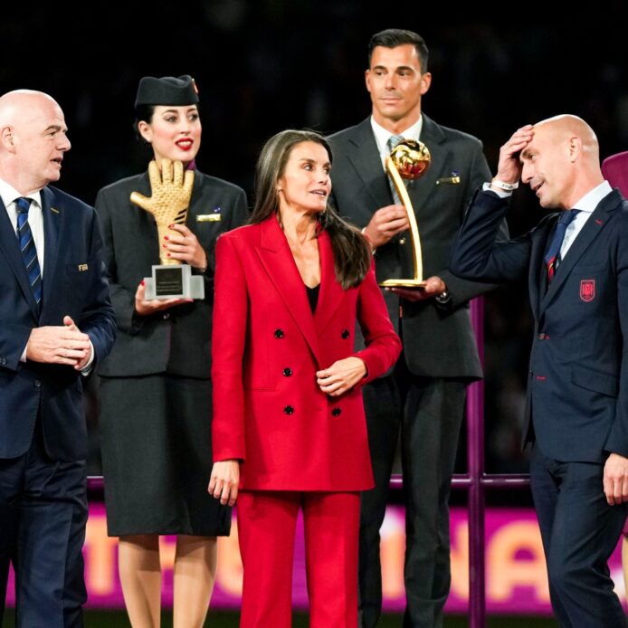 Los Reyes aplazan la audiencia a la Selección femenina en medio de la polémica de Rubiales