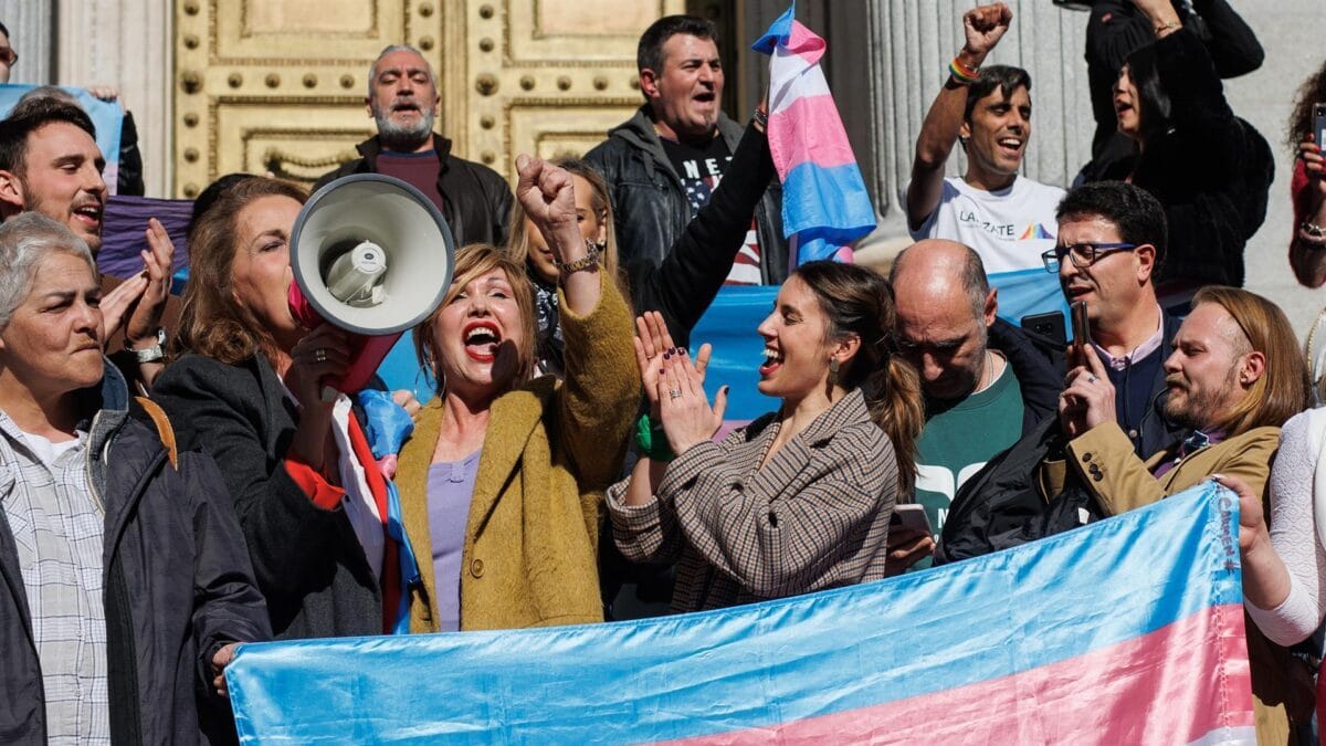 Los sindicatos de prisiones piden aclarar cómo tratar a los trans tras la polémica de Alicante