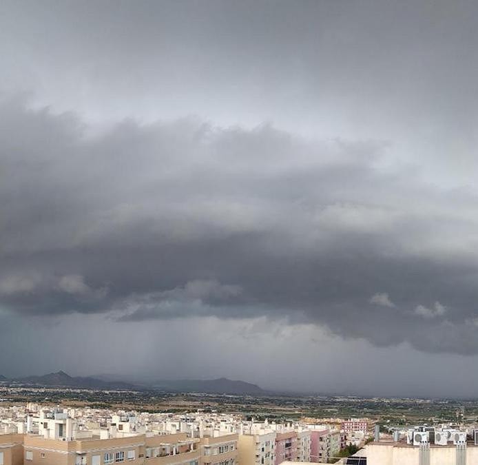 Alerta de la Aemet: llegan borrascas con fuertes lluvias, vientos y oleaje