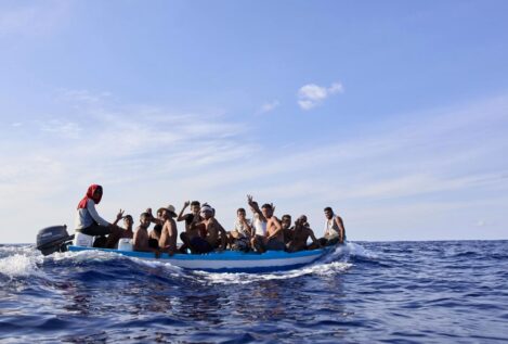Mueren 41 inmigrantes en un naufragio frente a la isla italiana de Lampedusa