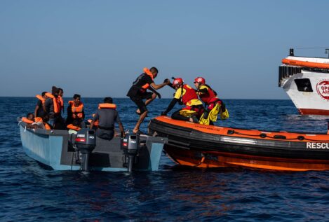 OpenArms rescata a 46 personas en el Mediterráneo, entre ellas 11 mujeres y dos niños
