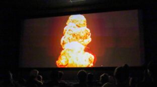 Oppenheimer y la ignición de los cielos