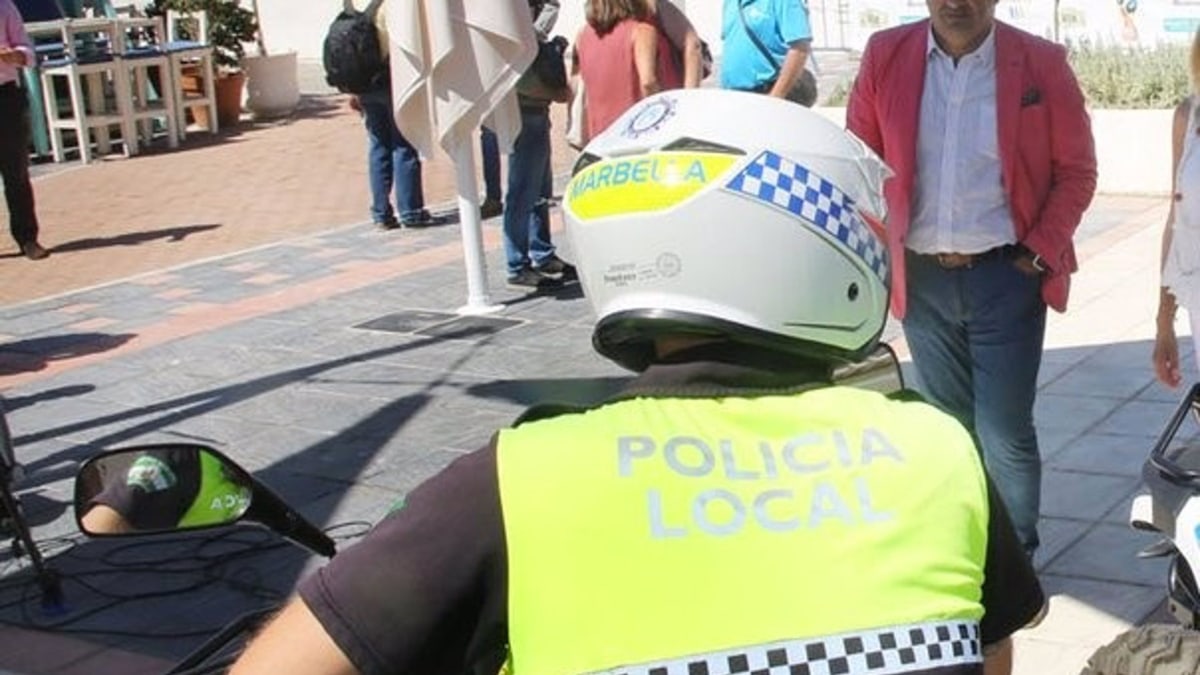 A prisión dos policías de Marbella acusados de agresión sexual a dos jóvenes irregulares