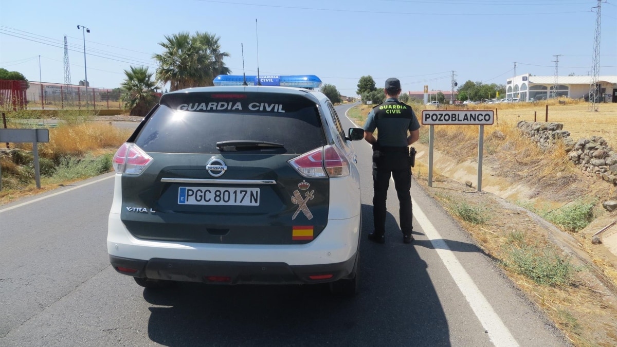 A prisión el varón acusado de intentar matar a su mujer y pegar a su hija en Córdoba