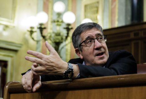 El PSOE propone a Vara como vicepresidente del Senado y Patxi López repite en el Congreso