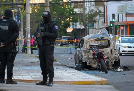 Caos en Ecuador: dos coches bomba y ataques con granadas sacuden la capital