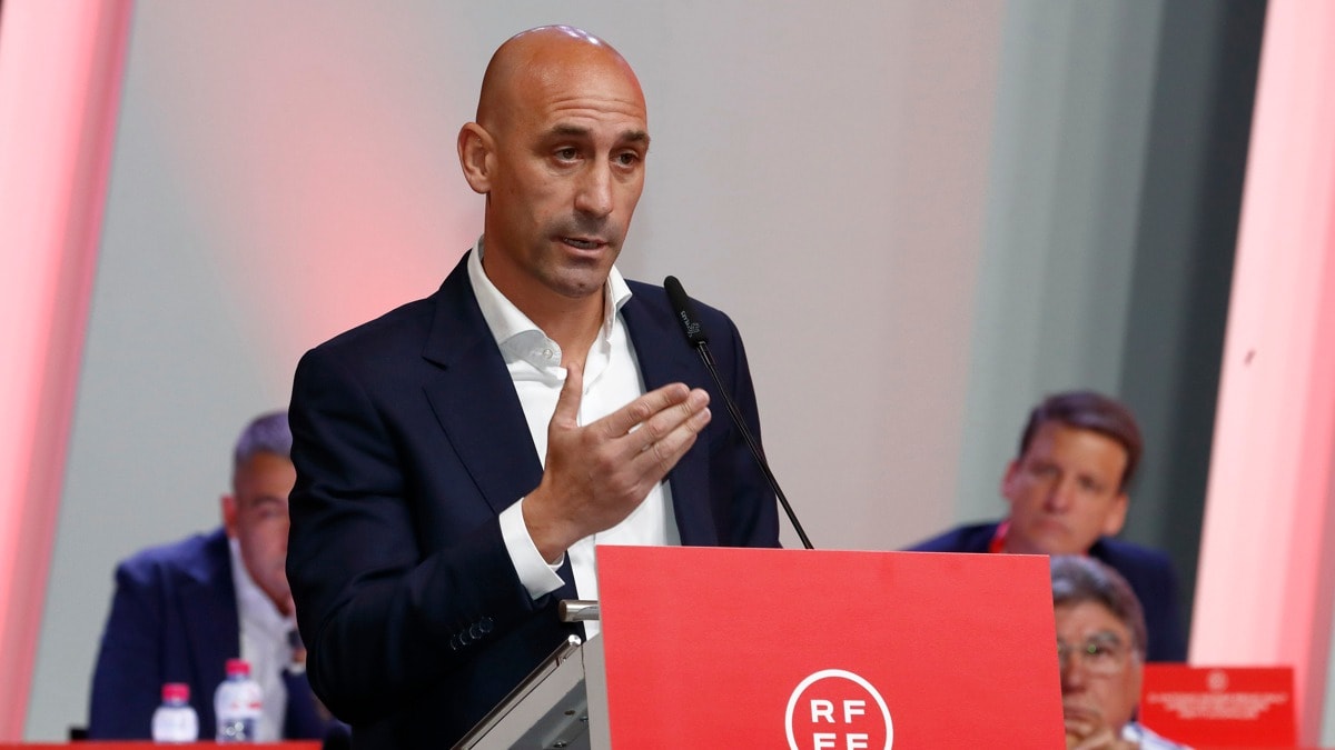 Encuesta | ¿Aprueba la decisión de Rubiales de seguir al frente de la RFEF?