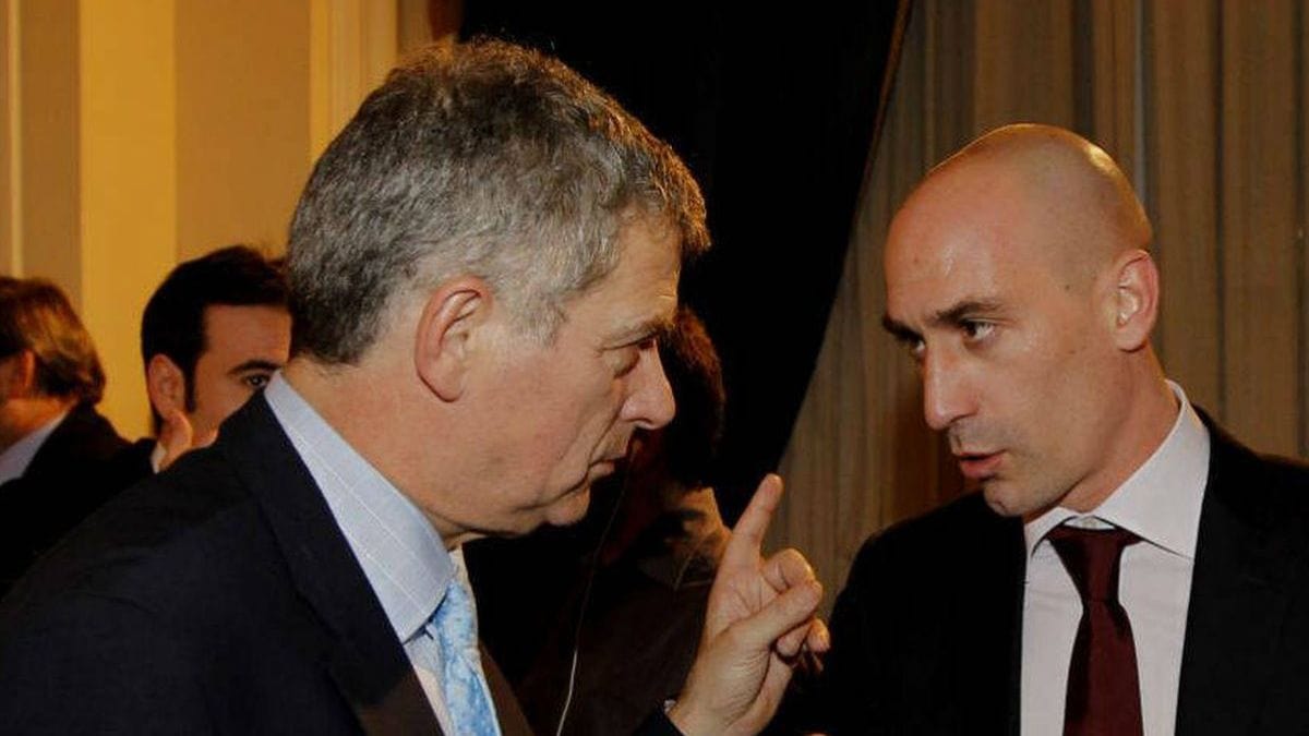 Luis Rubiales trata de pilotar la transición en la RFEF ante el riesgo de ser inhabilitado