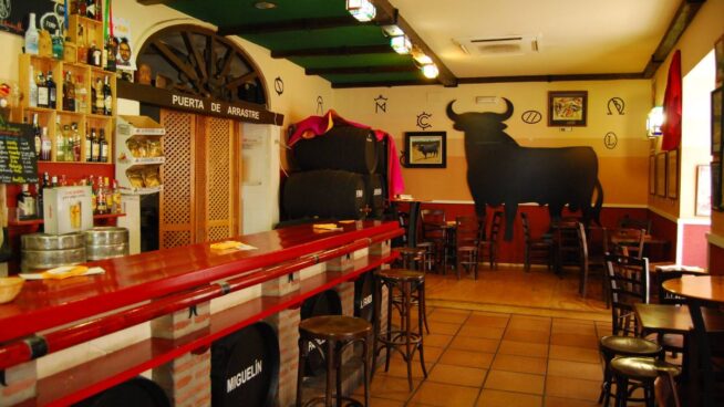 En los tabancos de Jerez, tabernas con historia y mucho arte