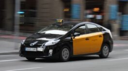 Denuncian a un taxista por conducir sin carné, drogado y con la ITV caducada en Barcelona