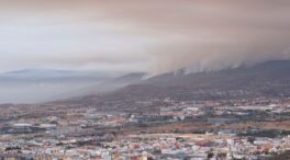 La UME suma efectivos para luchar contra el fuego de Tenerife, el peor de las islas en 40 años