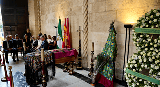 El funeral de María Jiménez en Sevilla, en imágenes