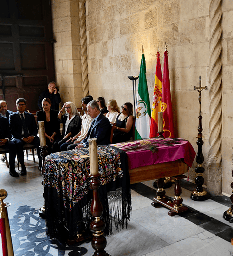 El funeral de María Jiménez en Sevilla, en imágenes