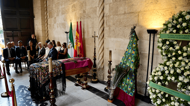 El funeral de María Jiménez en Sevilla, en imágenes