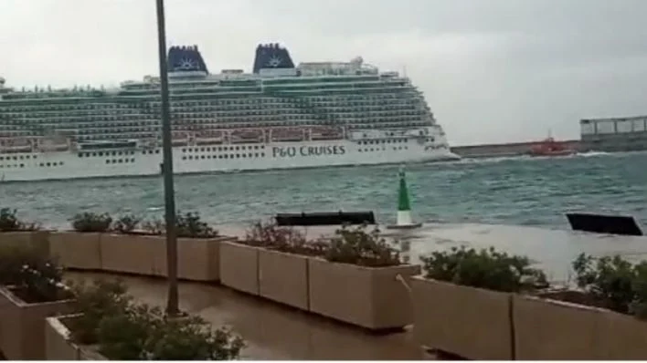 Vídeo del abordaje del Britannia a un petrolero en el Puerto de Palma
