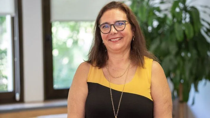 “Vamos a tener que importar de fuera 200 o 300 médicos”