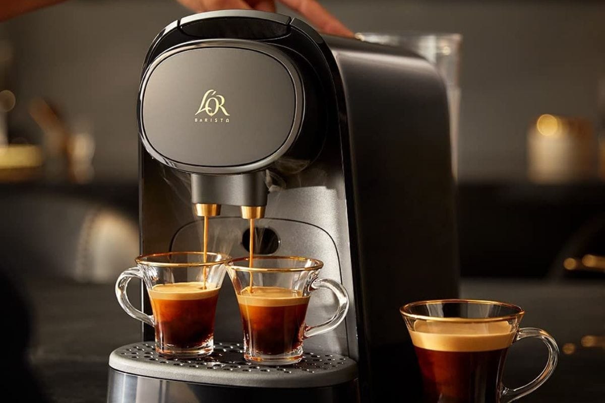 Esta cafetera Nespresso De'Longhi se ha convertido en un imprescindible ¡y  ahora con un 40% de descuento en !