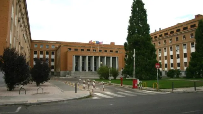 Madrid prestará 34,5 millones a la Complutense para hacer frente a su grave crisis económica