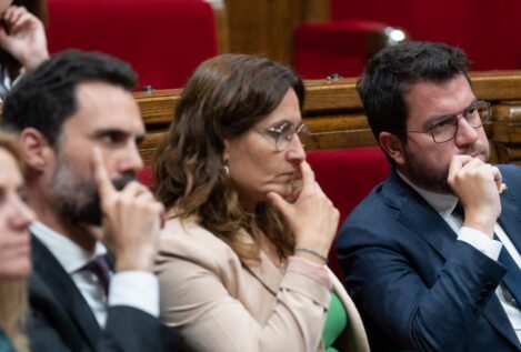 ERC y Junts logran la abstención de la CUP para sacar adelante su órdago a Sánchez