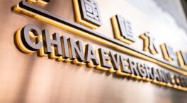La china Evergrande asegura que el arresto de sus empleados «no afectará a sus operaciones»