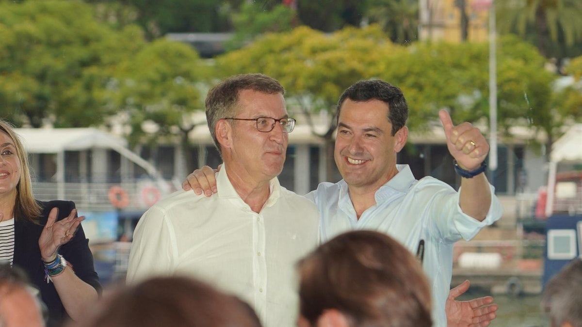 El PP andaluz moviliza 50 autobuses para el acto de Feijóo en Madrid