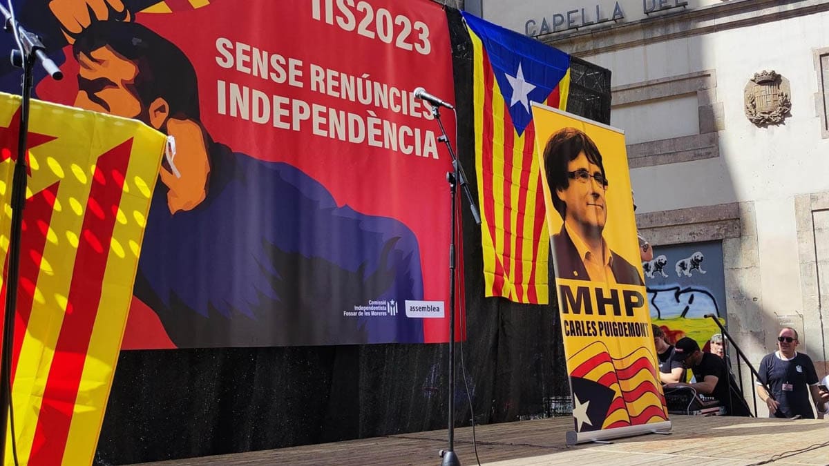Puigdemont: los partidos constitucionalistas son «ejércitos borbónicos contemporáneos»