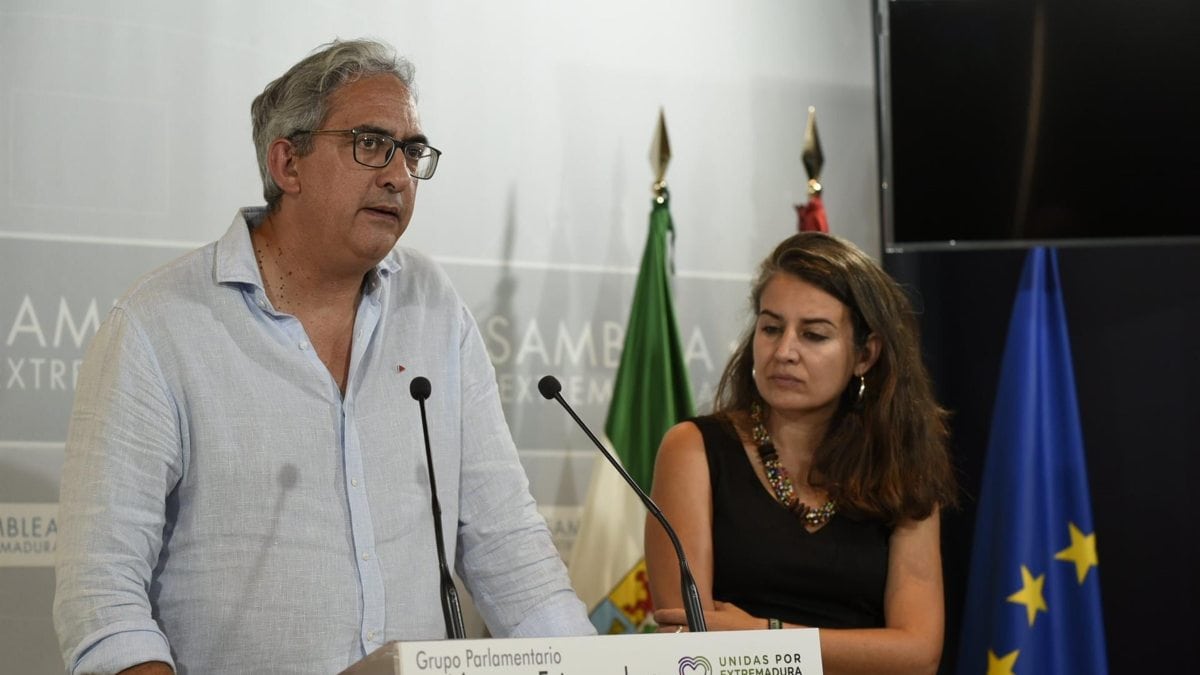 IU suspende de militancia a los ediles del acuerdo con Vox en una localidad de Cáceres