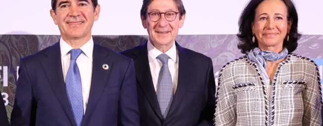 Los bancos pagan el doble por Sociedades a pesar del 'impuestazo' del Gobierno