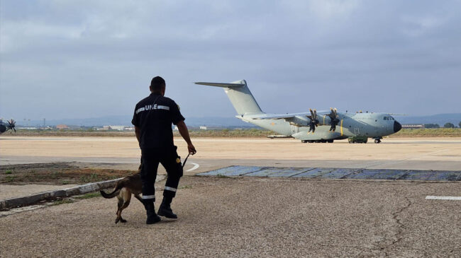 El Gobierno aprovecha los vuelos de Defensa a Marruecos para sacar a 36 españoles del país