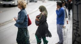 Las escuelas en Francia impiden el acceso a decenas de musulmanas por usar la abaya